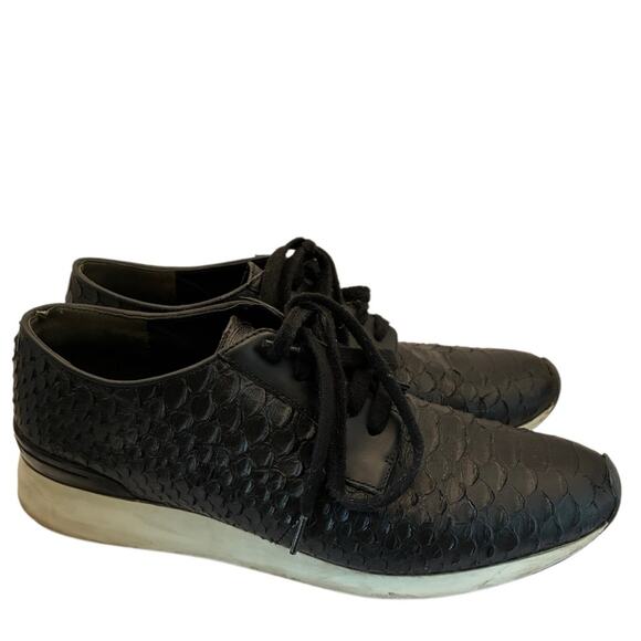 VINCE Rayner Leather Lace-Up Sneakers Snakeskin Embossed Luxe Black Size 10 - Picture 2 of 10